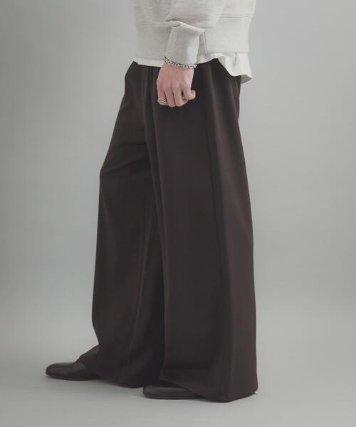 SENSE OF PLACE by URBAN RESEARCH（センスオブプレイスバイアーバンリサーチ）の「ラウンドポケットワンタックワイドスラックス（その他パンツ・メンズ・ブラウン/ネイビー・LARGE/MEDIUM）」の6枚目の写真