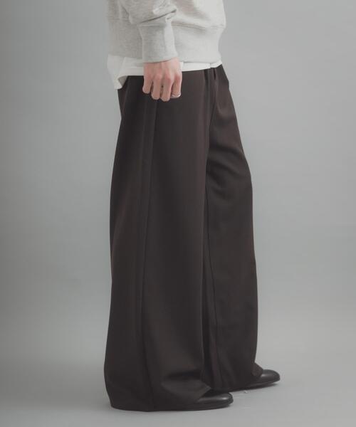 SENSE OF PLACE by URBAN RESEARCH（センスオブプレイスバイアーバンリサーチ）の「ラウンドポケットワンタックワイドスラックス（その他パンツ・メンズ・ブラウン/ネイビー・LARGE/MEDIUM）」の7枚目の写真