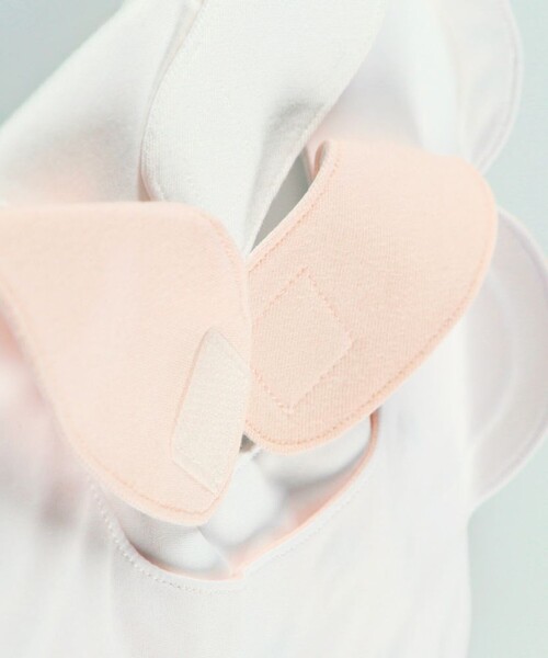 BRANSHES（ブランシェス）の「スカラップスタイ（スタイ/よだれかけ・キッズ・アイボリー/ピンク・FREE）」の5枚目の写真