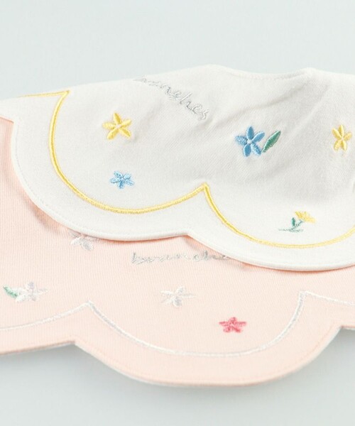 BRANSHES（ブランシェス）の「スカラップスタイ（スタイ/よだれかけ・キッズ・アイボリー/ピンク・FREE）」の6枚目の写真