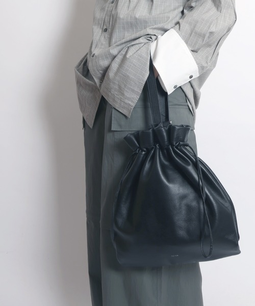 YArKA（ヤーカ）の「【YArKA/ヤーカ】real leather drawstring shoulder & backpack [bdbd5] / 巾着2wayナップサック（バックパック/リュック・レディース・ブラック・FREE）」の18枚目の写真