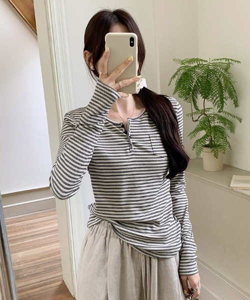 yuue' ( wear )(ユーイ)の「ボーダー柄ヘンリーネックロングTシャツ(Tシャツ/カットソー・レディース・アイボリー/ブラック・FREE)」の7枚目の写真