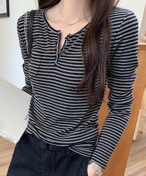 yuue' ( wear )(ユーイ)の「ボーダー柄ヘンリーネックロングTシャツ(Tシャツ/カットソー・レディース・アイボリー/ブラック・FREE)」の19枚目の写真