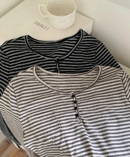 yuue' ( wear )(ユーイ)の「ボーダー柄ヘンリーネックロングTシャツ(Tシャツ/カットソー・レディース・アイボリー/ブラック・FREE)」の10枚目の写真