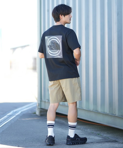 THE NORTH FACE(ザノースフェイス)の「THE NORTH FACE/ノースフェイス メンズ 半袖Tシャツ ショートスリーブTシャツ NT32648(Tシャツ/カットソー・メンズ・ホワイト/ダークベージュ/ブラック・S/XXL/XL/L/M)」の11枚目の写真