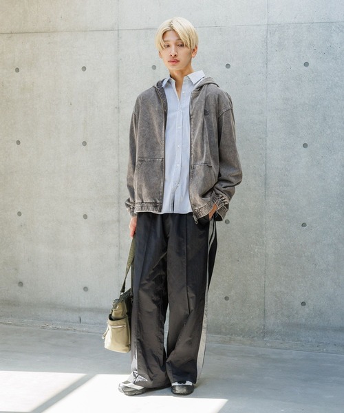 PBLIM（ページボーイリム）の「《UNISEX/まるでデニム見え！/紫外線カット/ストレッチ》マルデニZIPフーディ（パーカー・レディース・ブルー/ブラック・FREE）」の15枚目の写真