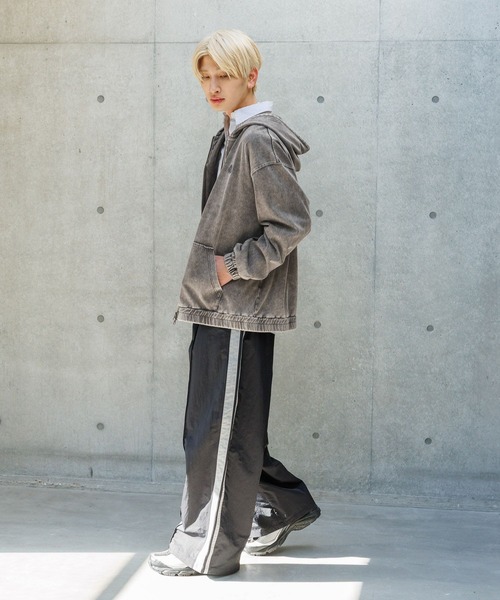 PBLIM（ページボーイリム）の「《UNISEX/まるでデニム見え！/紫外線カット/ストレッチ》マルデニZIPフーディ（パーカー・レディース・ブルー/ブラック・FREE）」の14枚目の写真