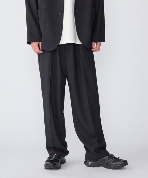 SHIPS（シップス）の「SHIPS: Comfy Line ワイド ピンタック イージーパンツ（その他パンツ・メンズ・チャコールグレー/ライトグレー/ブラウン/ネイビー・SMALL/MEDIUM/LARGE）」の4枚目の写真