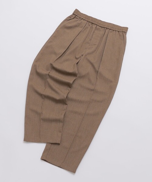 SHIPS（シップス）の「SHIPS: Comfy Line ワイド ピンタック イージーパンツ（その他パンツ・メンズ・チャコールグレー/ライトグレー/ブラウン/ネイビー・SMALL/MEDIUM/LARGE）」の15枚目の写真