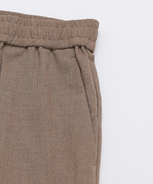 SHIPS（シップス）の「SHIPS: Comfy Line ワイド ピンタック イージーパンツ（その他パンツ・メンズ・チャコールグレー/ライトグレー/ブラウン/ネイビー・SMALL/MEDIUM/LARGE）」の16枚目の写真