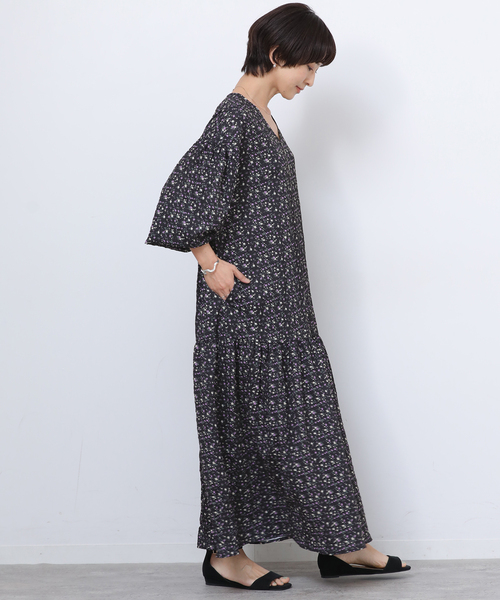 JOURNAL STANDARD relume（ジャーナルスタンダード　レリューム）の「《WEB限定》フラワークレープギャザーワンピース（ワンピース・レディース・イエロー/パープル・FREE）」の13枚目の写真