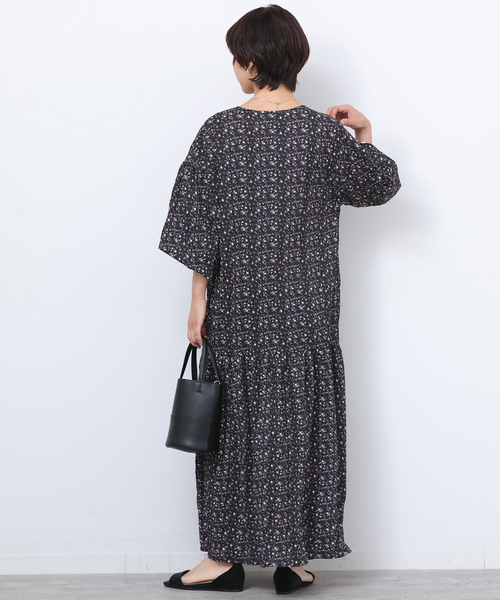 JOURNAL STANDARD relume（ジャーナルスタンダード　レリューム）の「《WEB限定》フラワークレープギャザーワンピース（ワンピース・レディース・イエロー/パープル・FREE）」の14枚目の写真