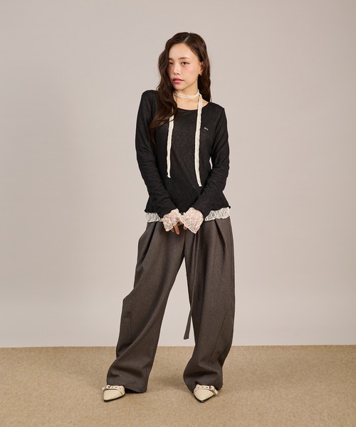apres jour mignon(アプレジュールミニョン)の「レースタイ付きリバーシブルプルオーバー(Tシャツ/カットソー・レディース・ホワイト/ブルー/ブラック・フリー/LARGE)」の8枚目の写真