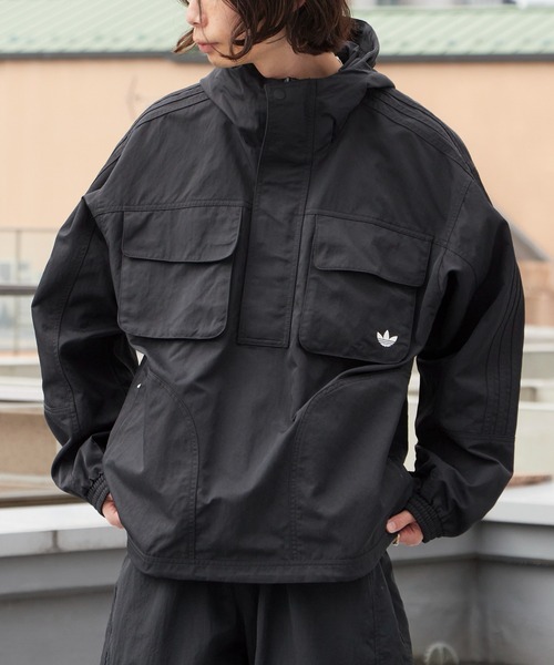 adidas(アディダス)の「adidas/アディダス トレフォイルロゴ ブリットコアパーカー ナイロンジャケット 2026年 夏 夏服(ナイロンジャケット・メンズ・ブラック・M/L/XL)」の18枚目の写真