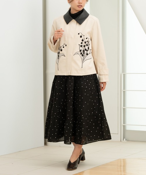 STRAWBERRY-FIELDS(ストロベリーフィールズ)の「【元宝塚トップ娘役 舞空瞳さん着用】ウェーブドロップ_ドットプリーツティアードスカート(スカート・レディース・ホワイト×ブラック/ブラック・2)」の16枚目の写真