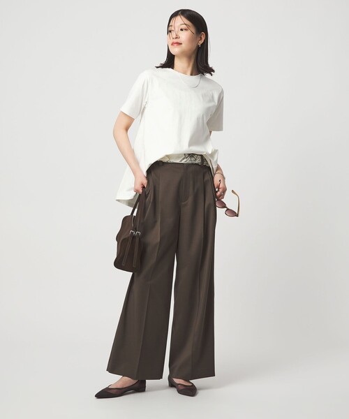 green label relaxing(グリーンレーベルリラクシング)の「【WEB限定】<at ease>バック フレア カットソー 接触冷感 UVカット 遮熱(Tシャツ/カットソー・レディース・ホワイト/ライトブルー/ブラック/ベージュ/ダークブラウン・FREE)」の9枚目の写真