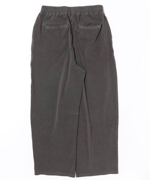 WHITELAND（ホワイトランド）の「WHITELAND/ホワイトランド/PONCH CURVE PANTS（その他パンツ・レディース・ブラック・2）」の2枚目の写真