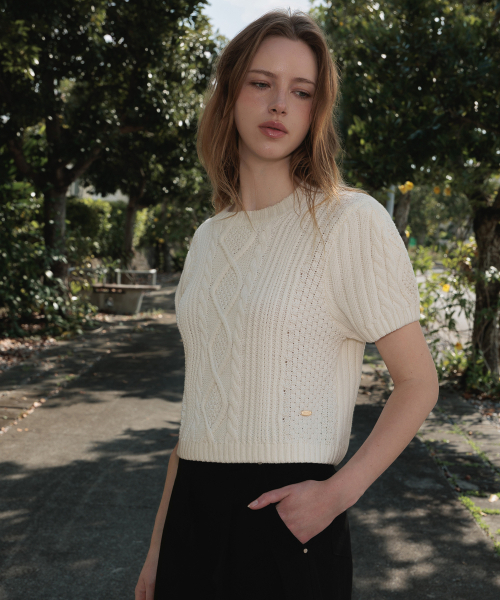 DEHEVE（デヘヴェ）の「Half Sleeve Cable Knit [Ivory]（ニット/セーター・レディース・アイボリー・FREE）」の9枚目の写真