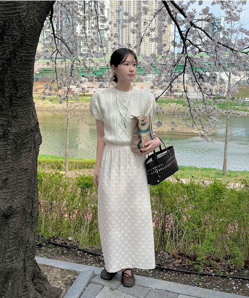 DEHEVE（デヘヴェ）の「Half Sleeve Cable Knit [Ivory]（ニット/セーター・レディース・アイボリー・FREE）」の17枚目の写真