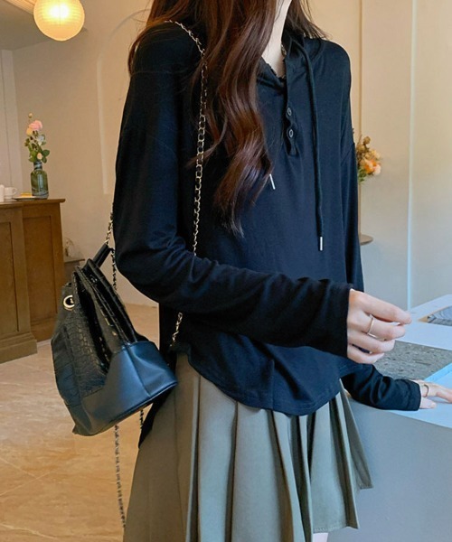 SallyLunn(サリーラン)の「ヘンリーネック フード付き ルーズカットソー(Tシャツ/カットソー・レディース・ホワイト/グレー/ブラック・MEDIUM/LARGE)」の13枚目の写真
