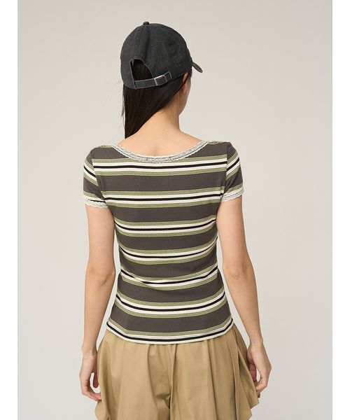 SNIDEL（スナイデル）の「【WEB限定カラーあり】レースデザインヘンリーネックTシャツ（Tシャツ/カットソー・レディース・ダークネイビー/ホワイト/カーキ/ネイビー・F）」の10枚目の写真