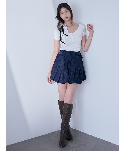SNIDEL（スナイデル）の「【WEB限定カラーあり】レースデザインヘンリーネックTシャツ（Tシャツ/カットソー・レディース・ダークネイビー/ホワイト/カーキ/ネイビー・F）」の7枚目の写真