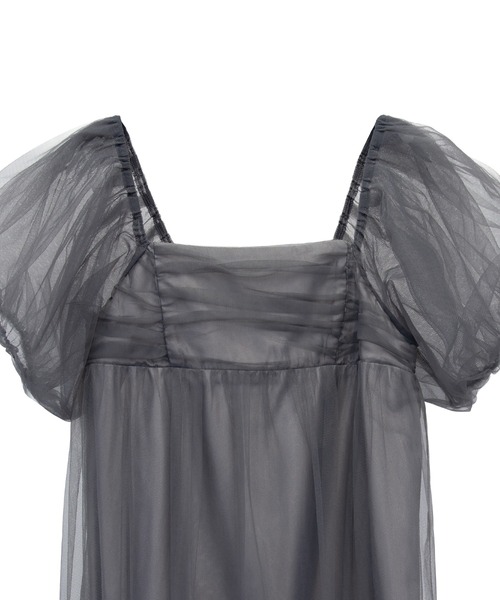 ANDRESD（アンドレスド）の「ボリュームチュールパフスリーブドレス / volume tulle puff sleeve dress（ドレス・レディース・ベージュ/チャコール・S/L/M）」の3枚目の写真