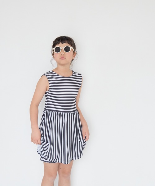 LOWRYS FARM(ローリーズファーム)の「【140-150サイズ】SWIM/ストライプSET 661811(水着・キッズ・ブラック/ベージュ・150cm/140cm)」の2枚目の写真