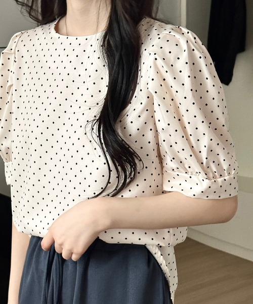 DAY CLOSET(デイ クローゼット)の「【2WAY/ぽわんとしたバルーン袖】半袖 ドット柄 パフスリーブ ブラウス レディース(シャツ/ブラウス・レディース・アイボリー・L/M)」の11枚目の写真