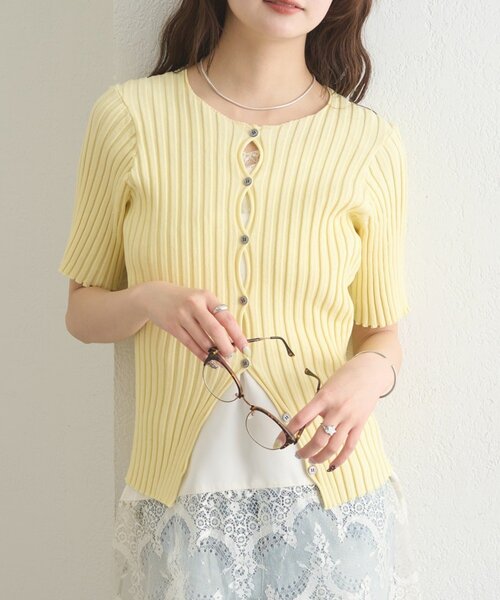 mystic(ミスティック)の「《WEB限定》ラウンドスリット半袖カーディガン(カーディガン/ボレロ・レディース・ブラック/ピンク/イエロー/グリーン/アイボリー・FREE)」の5枚目の写真