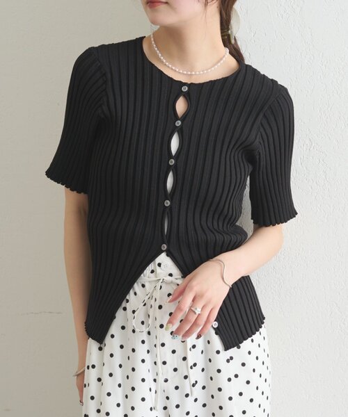 mystic(ミスティック)の「《WEB限定》ラウンドスリット半袖カーディガン(カーディガン/ボレロ・レディース・ブラック/ピンク/イエロー/グリーン/アイボリー・FREE)」の3枚目の写真