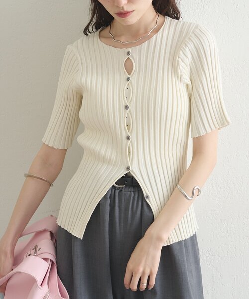 mystic(ミスティック)の「《WEB限定》ラウンドスリット半袖カーディガン(カーディガン/ボレロ・レディース・ブラック/ピンク/イエロー/グリーン/アイボリー・FREE)」の8枚目の写真