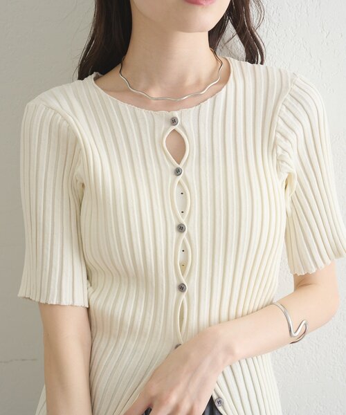 mystic(ミスティック)の「《WEB限定》ラウンドスリット半袖カーディガン(カーディガン/ボレロ・レディース・ブラック/ピンク/イエロー/グリーン/アイボリー・FREE)」の7枚目の写真