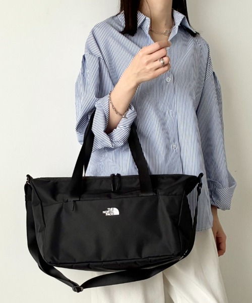 THE NORTH FACE(ザノースフェイス)の「THE NORTH FACE(ザ・ノースフェイス)/軽量 2WAY エスピーダッフルバックスモール ロゴプリント /SP DUFFLE BAG S(ショルダーバッグ・レディース・サンドベージュ/ブラック・FREE)」の19枚目の写真