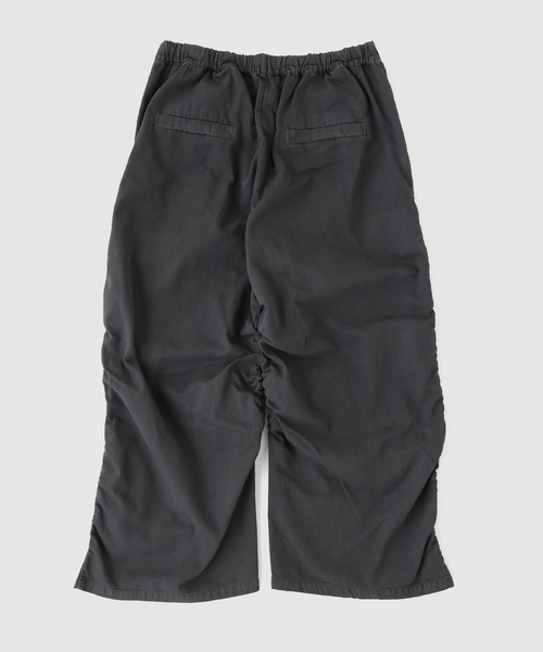 Gabriela Coll Garments（ガブリエラコールガーメンツ）の「GABRIELA COLL GARMENTS(ガブリエラコールガーメンツ)  THIN CANVAS DRAPED TROUSERS（スラックス・メンズ・ブラック・3/2/1）」の2枚目の写真