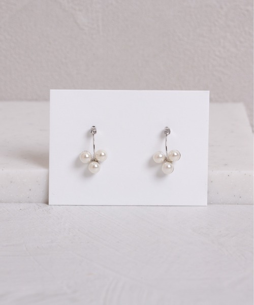 Peony(ピオニー)の「【Peony/ピオニー】パールドロップデザインピアス(ピアス(両耳用)・レディース・シルバー/ゴールド・FREE)」の7枚目の写真