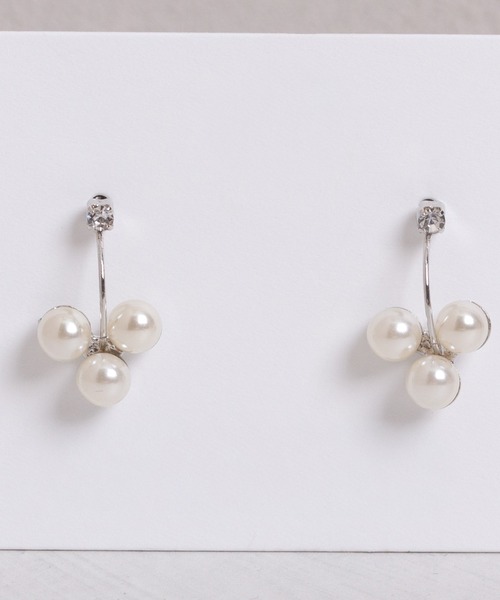 Peony(ピオニー)の「【Peony/ピオニー】パールドロップデザインピアス(ピアス(両耳用)・レディース・シルバー/ゴールド・FREE)」の9枚目の写真