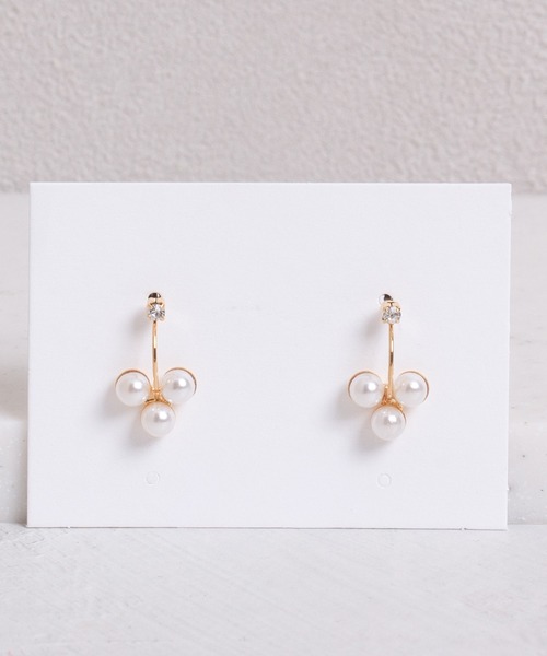 Peony(ピオニー)の「【Peony/ピオニー】パールドロップデザインピアス(ピアス(両耳用)・レディース・シルバー/ゴールド・FREE)」の11枚目の写真