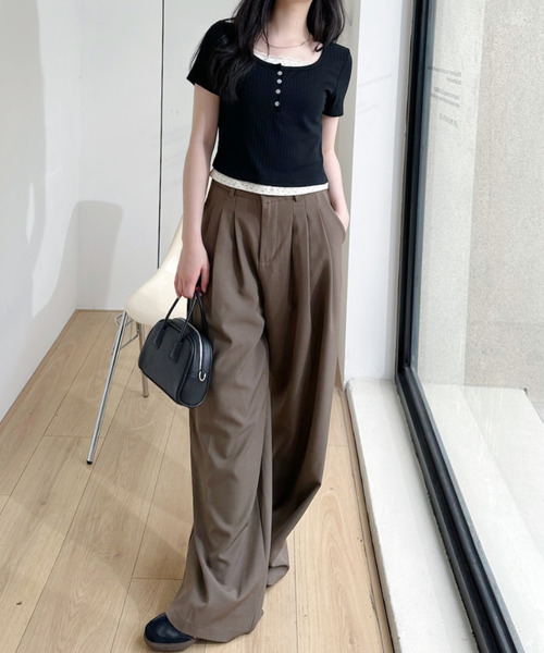 Ada.(エイダ)の「ヘンリーネックデザイン 小花柄レイヤード ショート丈カットソー(Tシャツ/カットソー・レディース・ブルー/ブラック/アイボリー・FREE)」の17枚目の写真