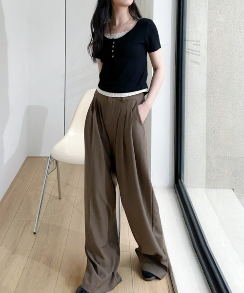 Ada.(エイダ)の「ヘンリーネックデザイン 小花柄レイヤード ショート丈カットソー(Tシャツ/カットソー・レディース・ブルー/ブラック/アイボリー・FREE)」の19枚目の写真