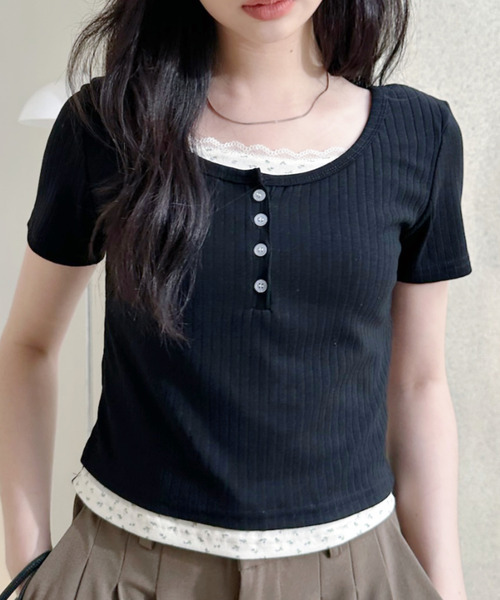 Ada.(エイダ)の「ヘンリーネックデザイン 小花柄レイヤード ショート丈カットソー(Tシャツ/カットソー・レディース・ブルー/ブラック/アイボリー・FREE)」の21枚目の写真