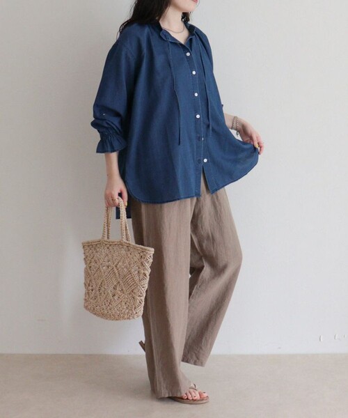 fredy emue(フレディエミュ)の「LINEN セミワイドリラクシーパンツ(その他パンツ・レディース・カーキ/レッド/ブラック/ベージュ・38/36)」の6枚目の写真