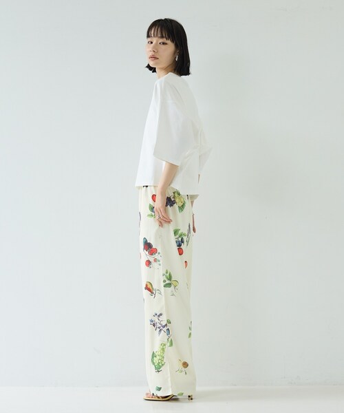 GALLEST（ギャレスト）の「【一部店舗限定】フルーツプリントパンツ（その他パンツ・レディース・アイボリー系・38）」の5枚目の写真