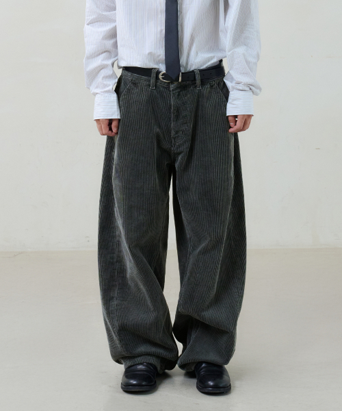 NOUN(ノウン)の「balanced corduroy pants (charcoal)(その他パンツ・メンズ・その他・0/1/2)」の1枚目の写真