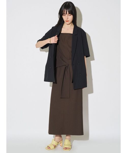 ELENDEEK(エレンディーク)の「WAIST KNOT OP(ワンピース・レディース・イエロー/ブラウン・2/1)」の2枚目の写真