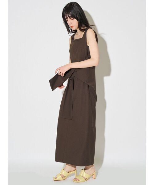 ELENDEEK(エレンディーク)の「WAIST KNOT OP(ワンピース・レディース・イエロー/ブラウン・2/1)」の13枚目の写真