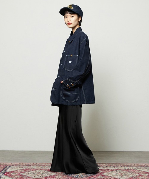 Lee(リー)の「レディース ロコジャケット DUNGAREES【セットアップ対応】(カバーオール・レディース・ブルー/インディゴブルー・SMALL/MEDIUM)」の3枚目の写真