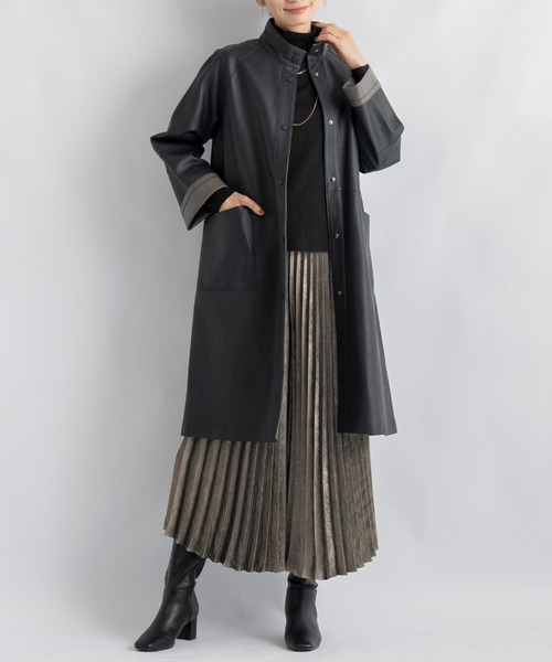 aunt lily(アントリリー)の「トルコ産ラムレザー スタンドネック リバーシブルコート|レザージャケット リアルレザー 本革 ロングコート ライトアウター Aライン(その他アウター・レディース・ネイビー/ダークベージュ・S/LL/L/M)」の2枚目の写真