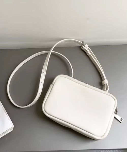 ammy.(エイミードット)の「【 elint 】 スムース ダブルジップ ミニ ショルダーバッグ(ショルダーバッグ・レディース・レッド/ホワイト/ブラック・FREE)」の2枚目の写真