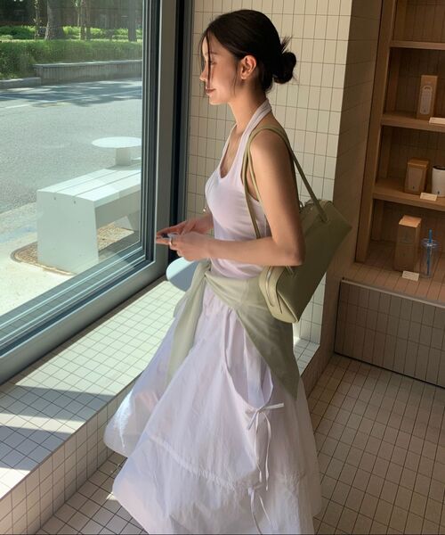 MUSINSA STANDARD WOMAN（ムシンサスタンダードウーマン）の「ウィメンズスリムホルタートップ[ホワイト]（Tシャツ/カットソー・レディース・その他・SMALL/MEDIUM/LARGE/X-SMALL）」の12枚目の写真